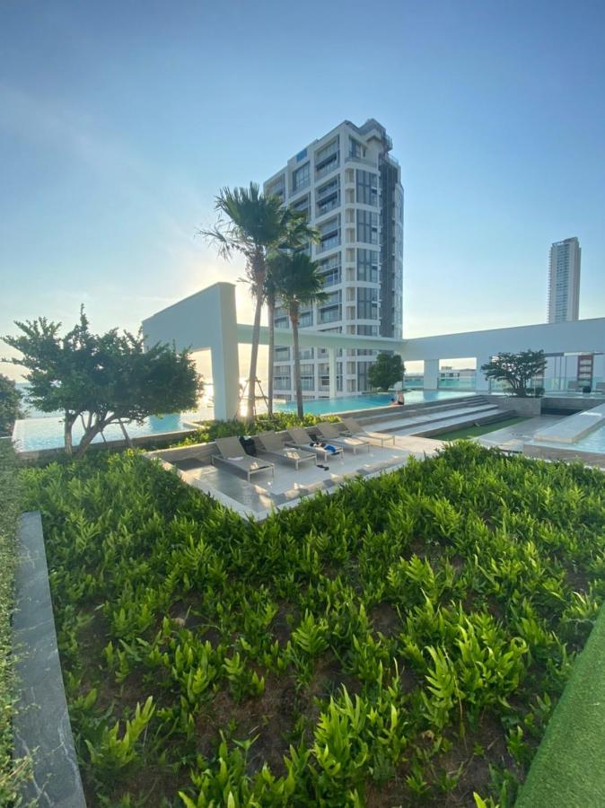 Aeras Jomtien By Cherry Aparthotel ภายนอก รูปภาพ