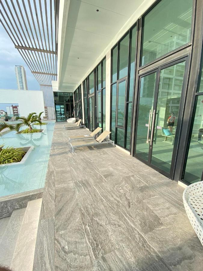Aeras Jomtien By Cherry Aparthotel ภายนอก รูปภาพ